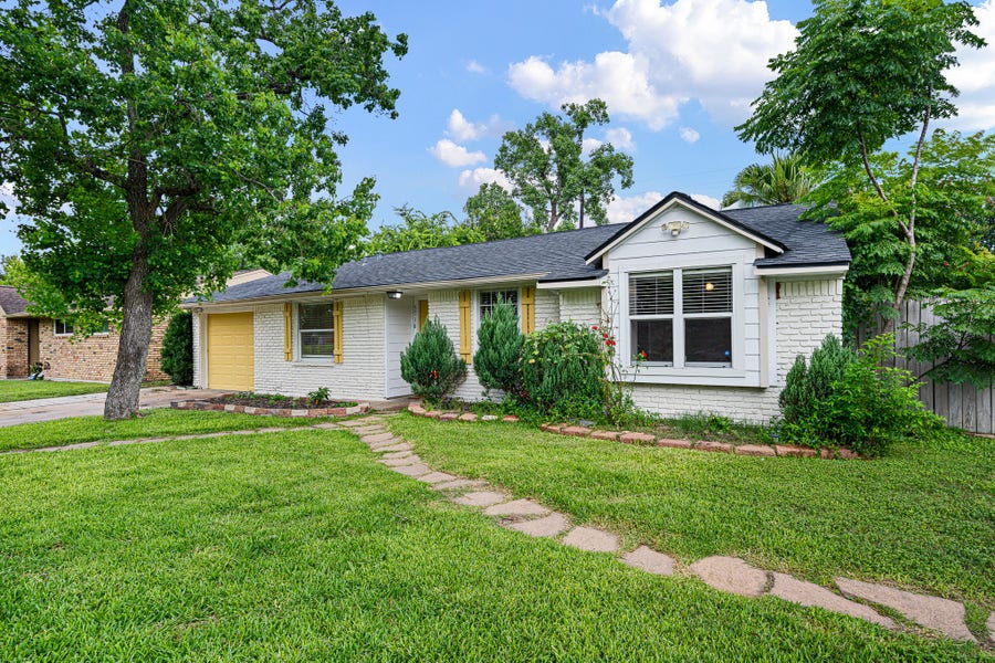 Property photo for 5718 Greencraig Drive, Houston, TX