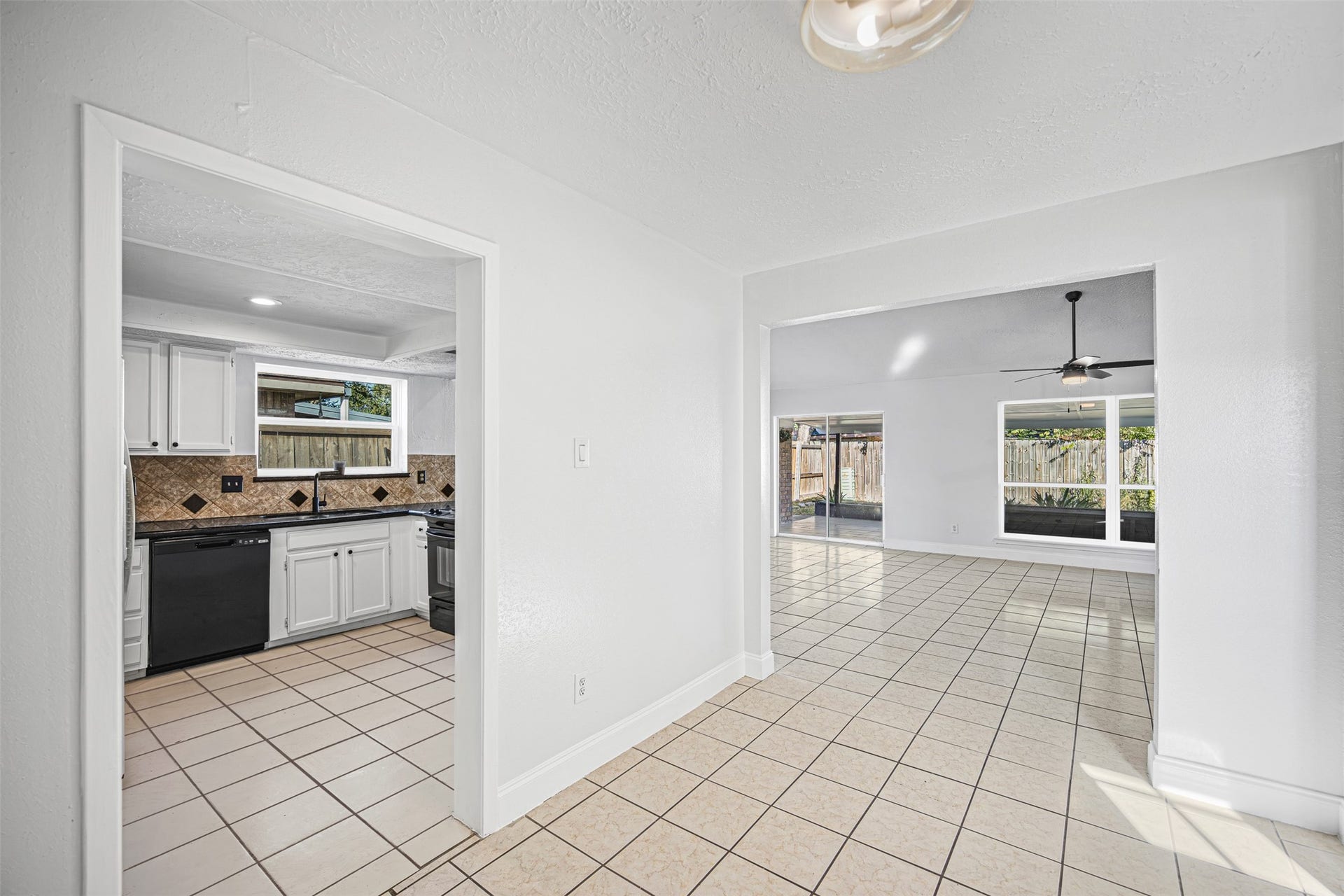 10407 Townhall Lane, Sugar Land, TX 77498