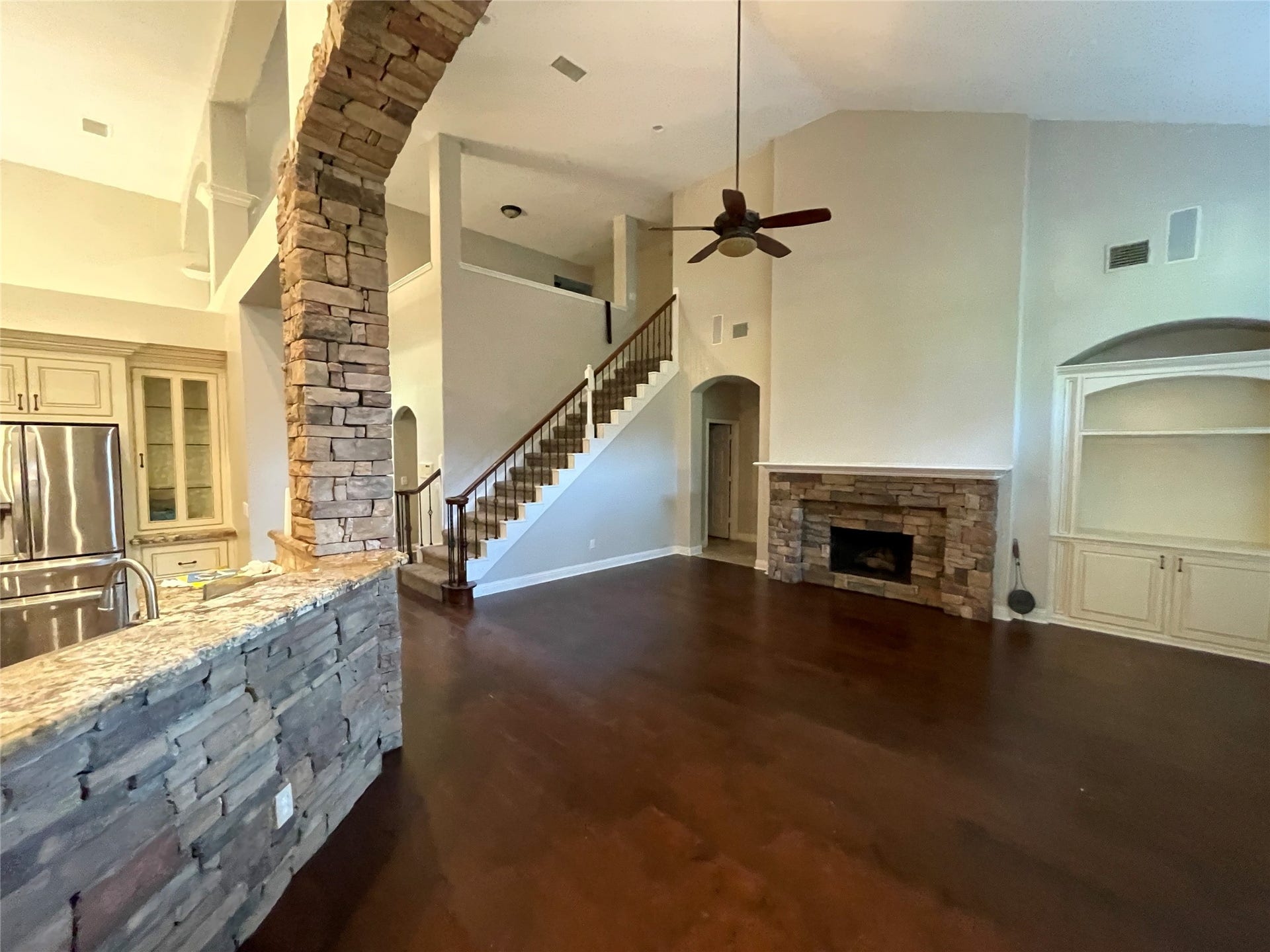 23 S Bristol Oak Court, The Woodlands, TX 77382 23 S Bristol Oak Court, The Woodlands, TX 77382