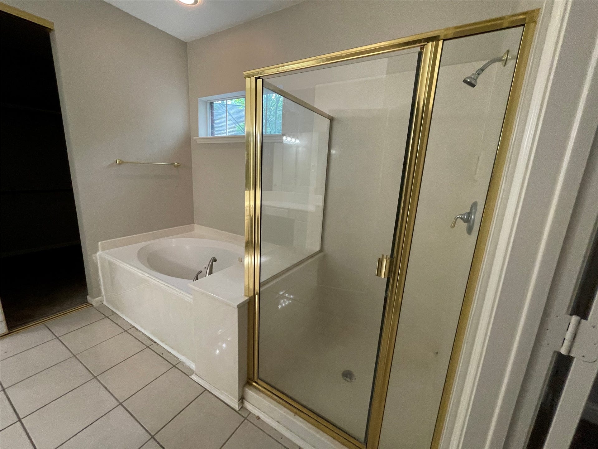 23 S Bristol Oak Court, The Woodlands, TX 77382 23 S Bristol Oak Court, The Woodlands, TX 77382
