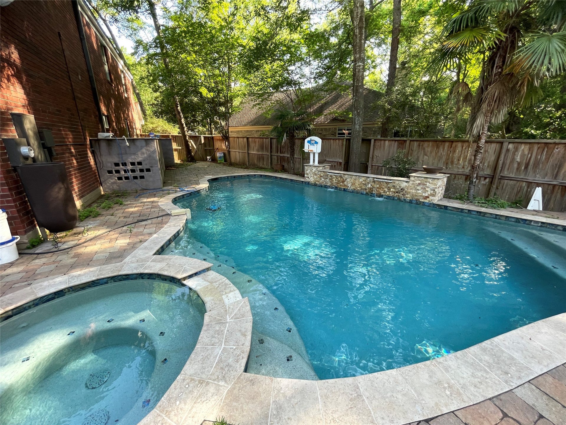 23 S Bristol Oak Court, The Woodlands, TX 77382 23 S Bristol Oak Court, The Woodlands, TX 77382
