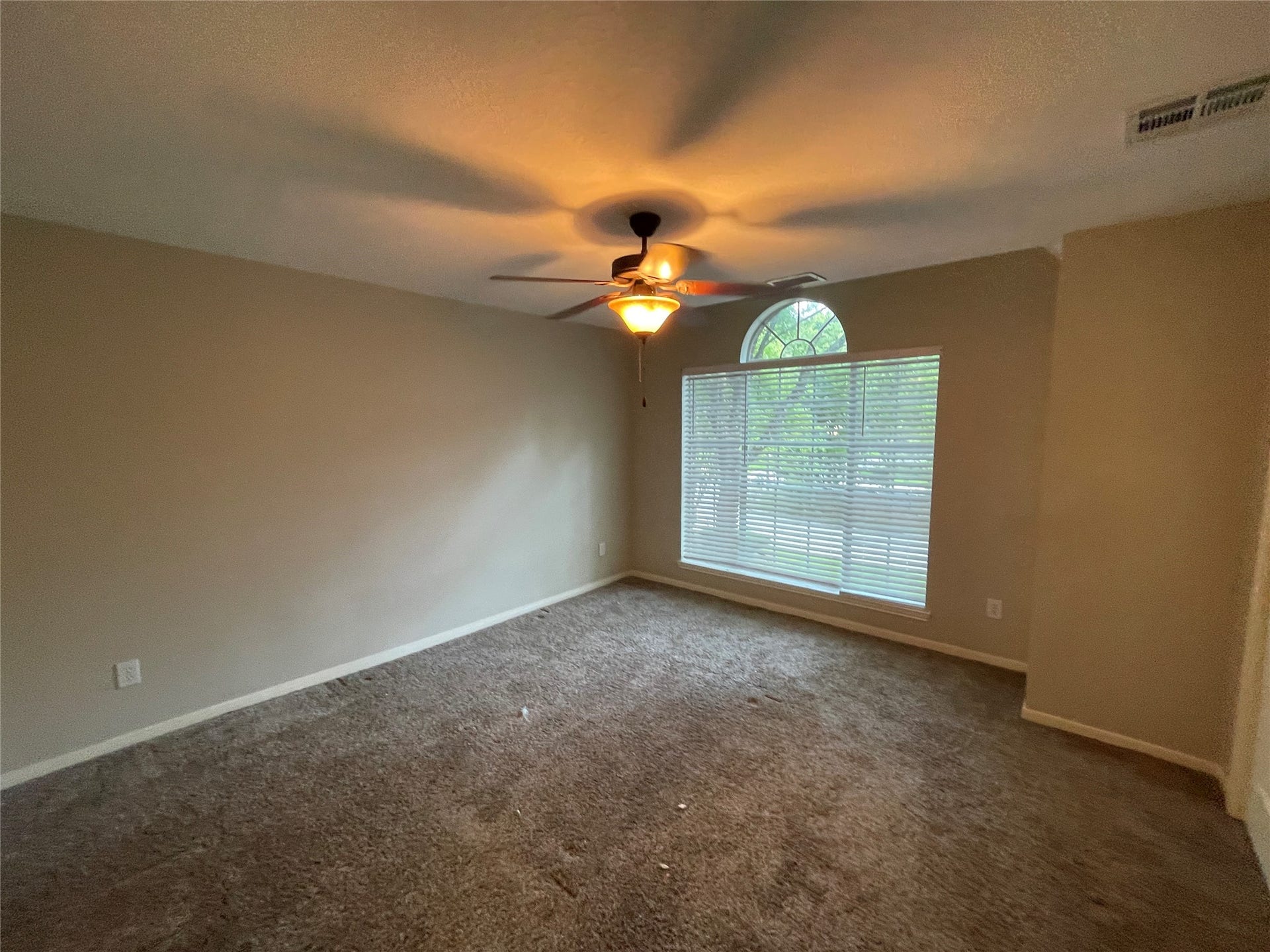 23 S Bristol Oak Court, The Woodlands, TX 77382 23 S Bristol Oak Court, The Woodlands, TX 77382