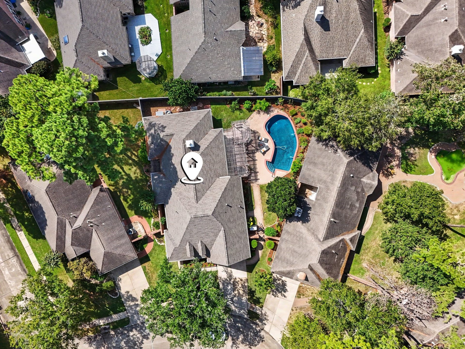 16507 Heather Meadow Court, Pasadena, TX 77059 Given the current market pricing and the generous square footage offered, this property represents an exceptional opportunity that should not be overlooked.