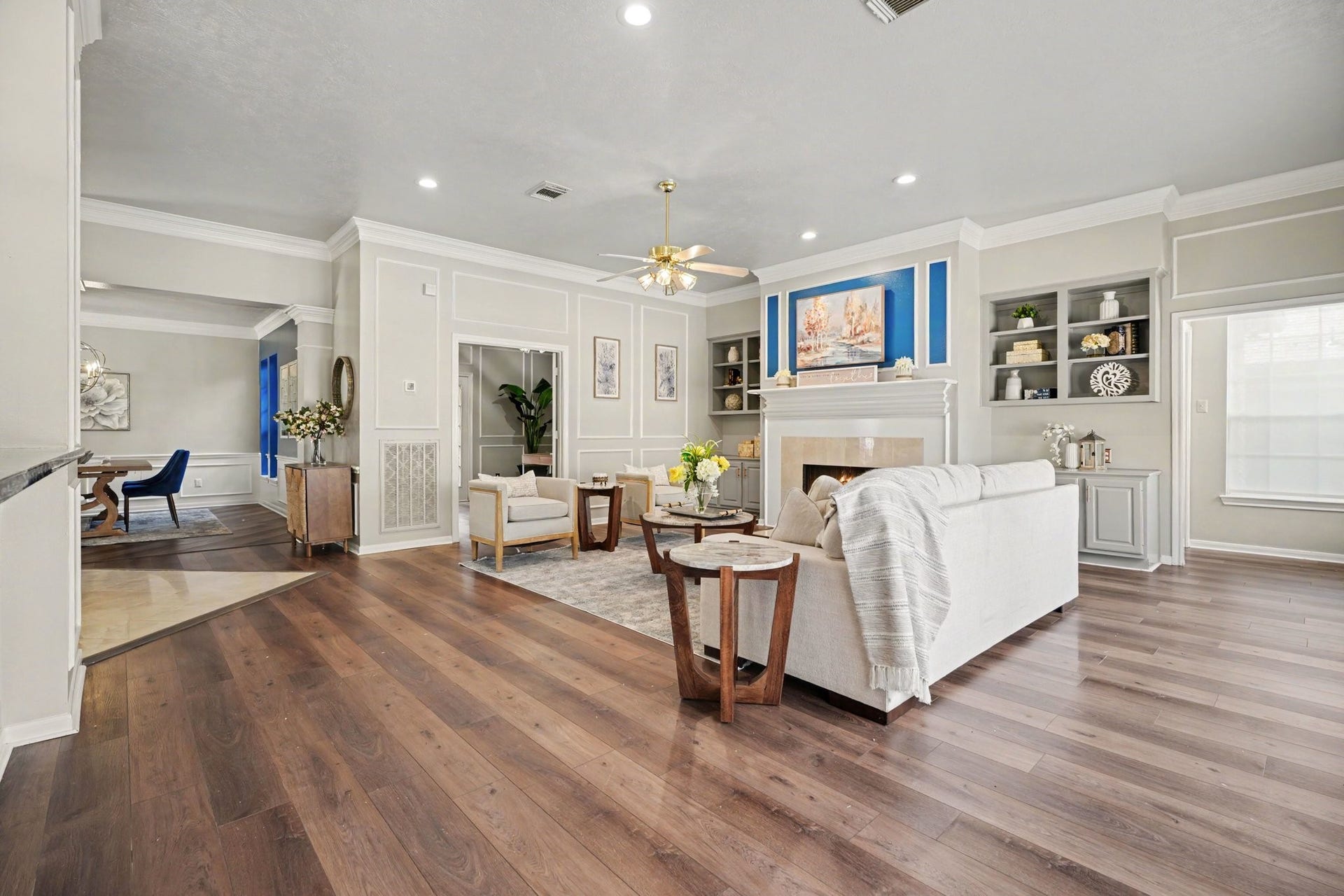 16507 Heather Meadow Court, Pasadena, TX 77059 Spacious open-concept living room as seen from the breakfast area, highlighting the seamless flow from the kitchen and dining space.