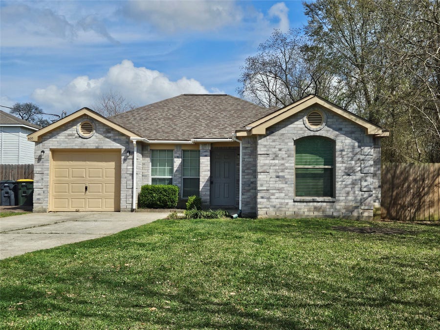 Property photo for 500 Birch Cluster Court, Conroe, TX