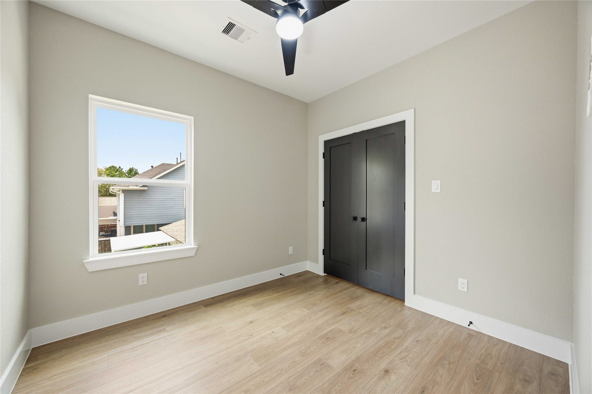 215 Pheasant Street, #A and B, Houston, TX 77018 215 Pheasant Street, #A and B, Houston, TX 77018