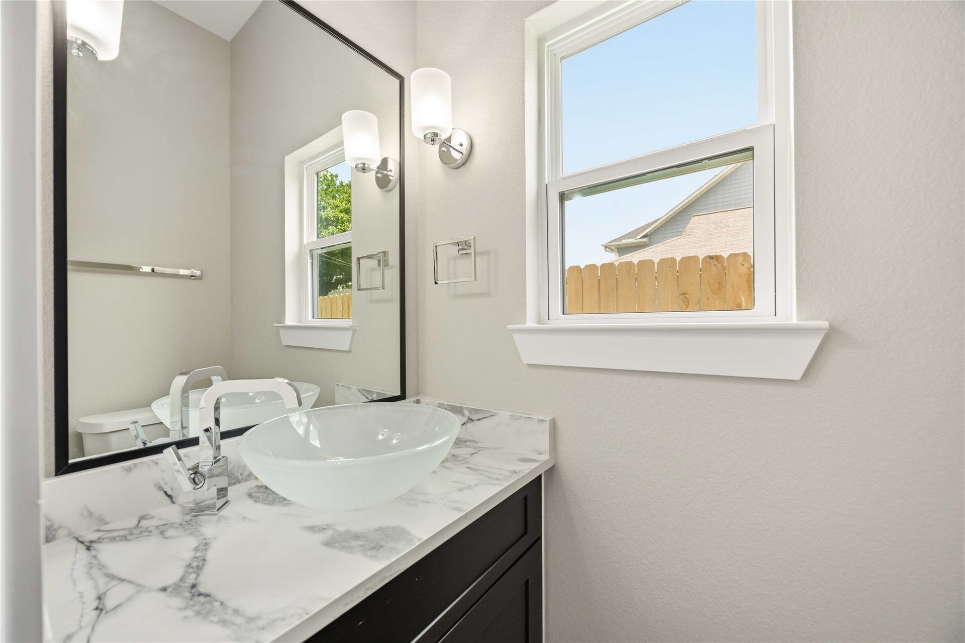 215 Pheasant Street, #A and B, Houston, TX 77018 215 Pheasant Street, #A and B, Houston, TX 77018
