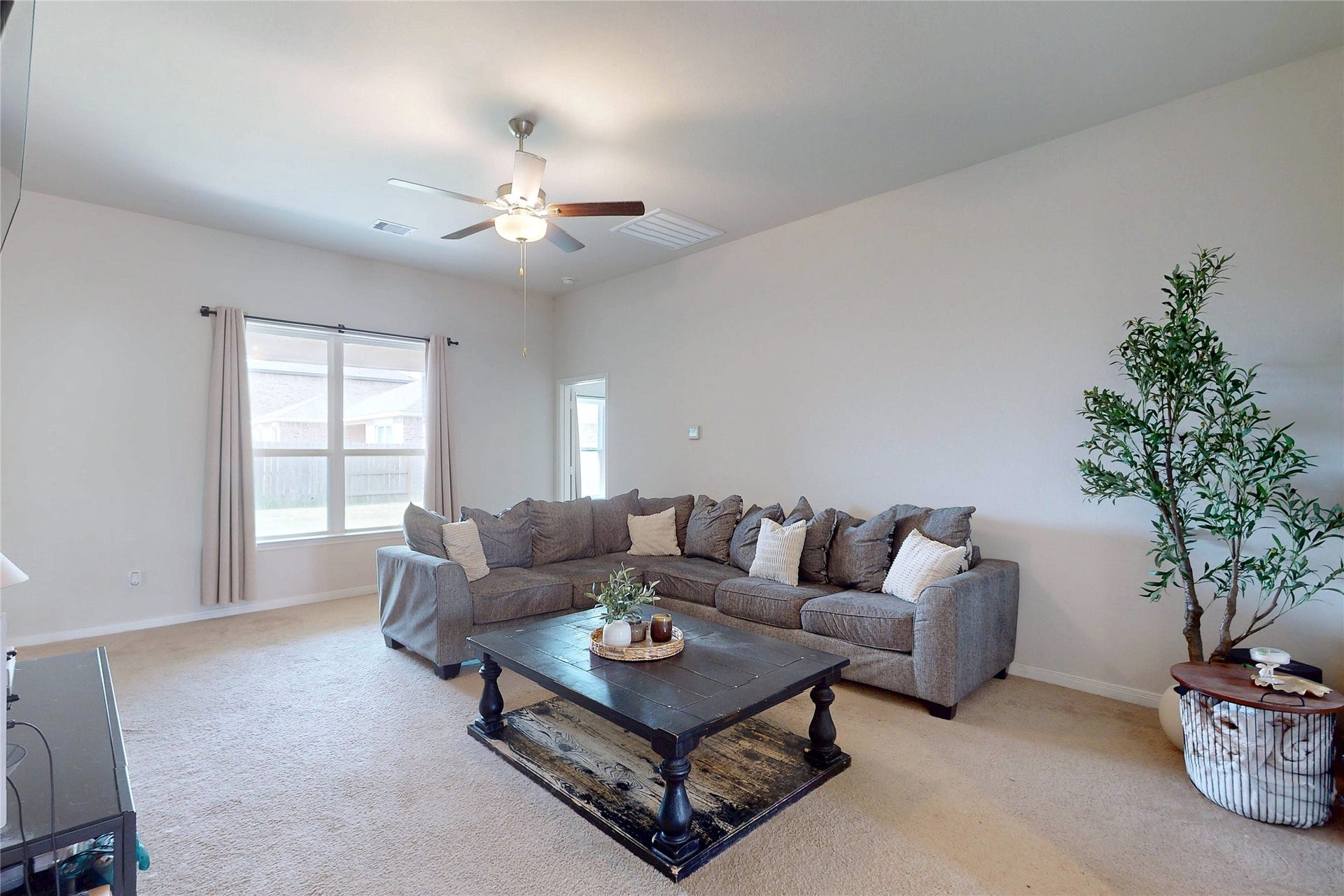14111 Mainmast Drive, Santa Fe, TX 77510 14111 Mainmast Drive, Santa Fe, TX 77510