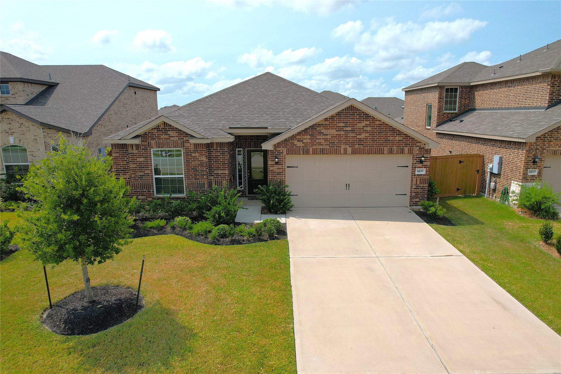 14111 Mainmast Drive, Santa Fe, TX 77510 14111 Mainmast Drive, Santa Fe, TX 77510