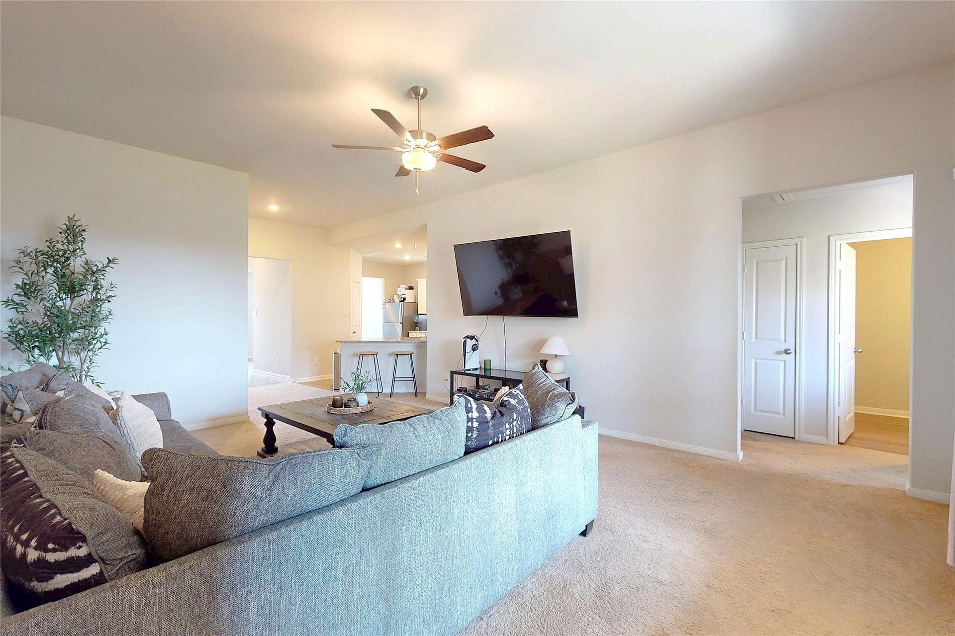 14111 Mainmast Drive, Santa Fe, TX 77510 14111 Mainmast Drive, Santa Fe, TX 77510