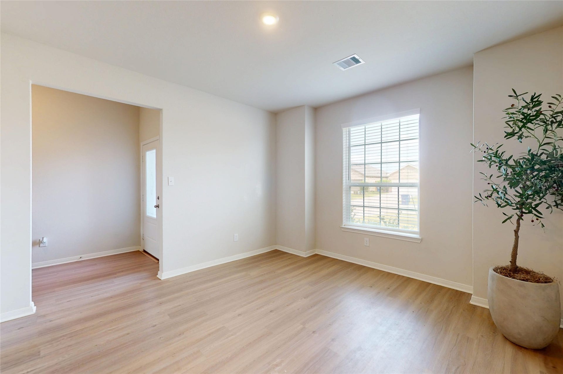 14111 Mainmast Drive, Santa Fe, TX 77510 14111 Mainmast Drive, Santa Fe, TX 77510