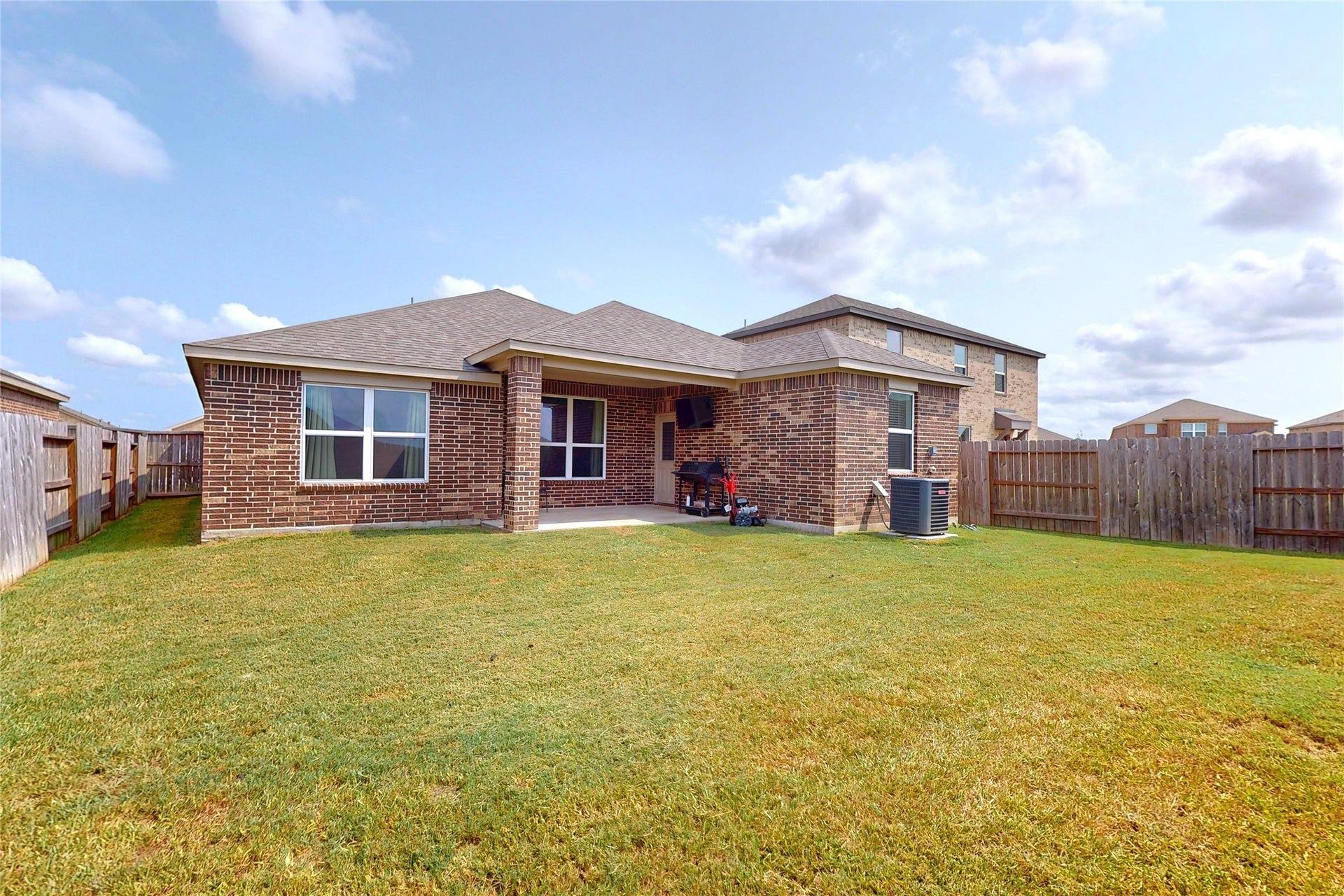 14111 Mainmast Drive, Santa Fe, TX 77510 14111 Mainmast Drive, Santa Fe, TX 77510
