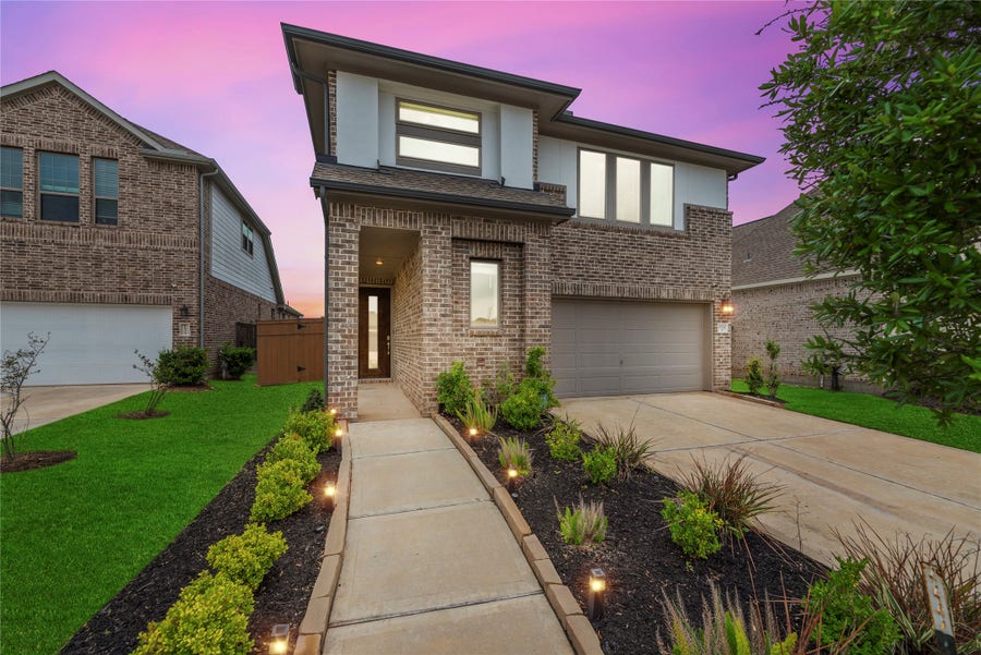 Property photo for 1930 Misty Field Drive, Missouri City, TX