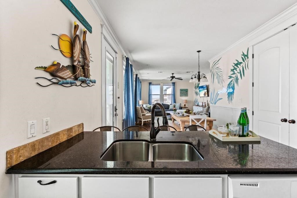 800 West Lane, Crystal Beach, TX 77650 800 West Lane, Crystal Beach, TX 77650