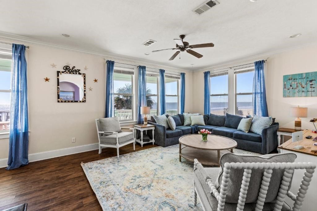 800 West Lane, Crystal Beach, TX 77650 800 West Lane, Crystal Beach, TX 77650