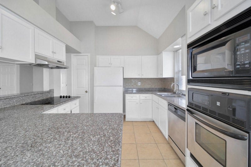 3315 Timber View Drive, Sugar Land, TX 77479 3315 Timber View Drive, Sugar Land, TX 77479