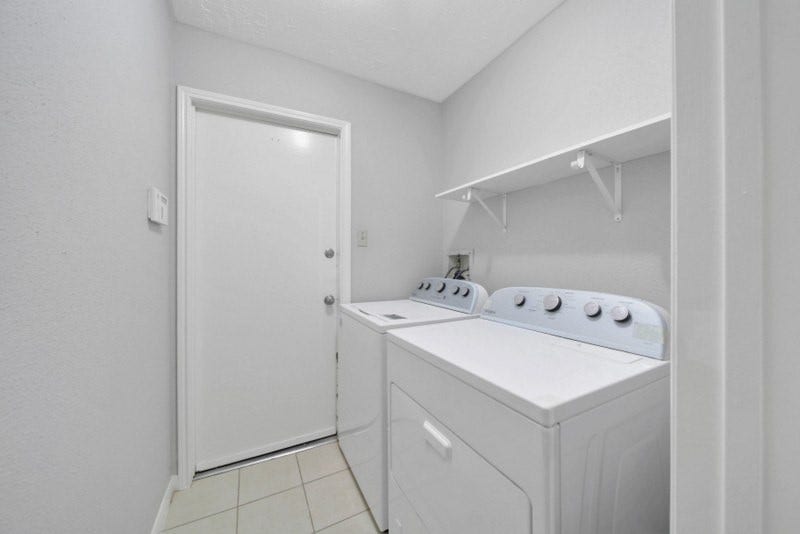 3315 Timber View Drive, Sugar Land, TX 77479 3315 Timber View Drive, Sugar Land, TX 77479
