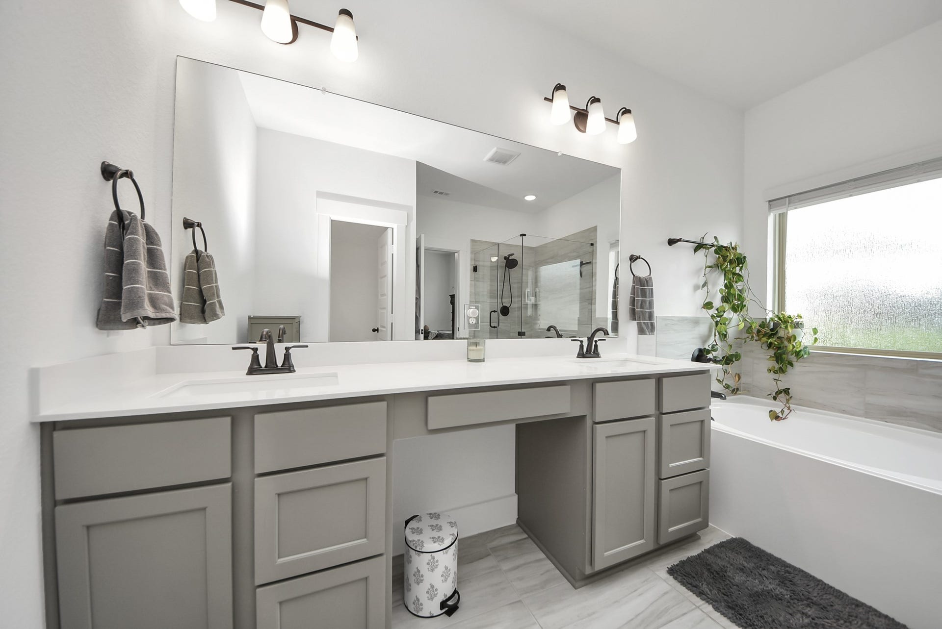 21314 Barcelona Heights Trail, Tomball, TX 77377 21314 Barcelona Heights Trail, Tomball, TX 77377