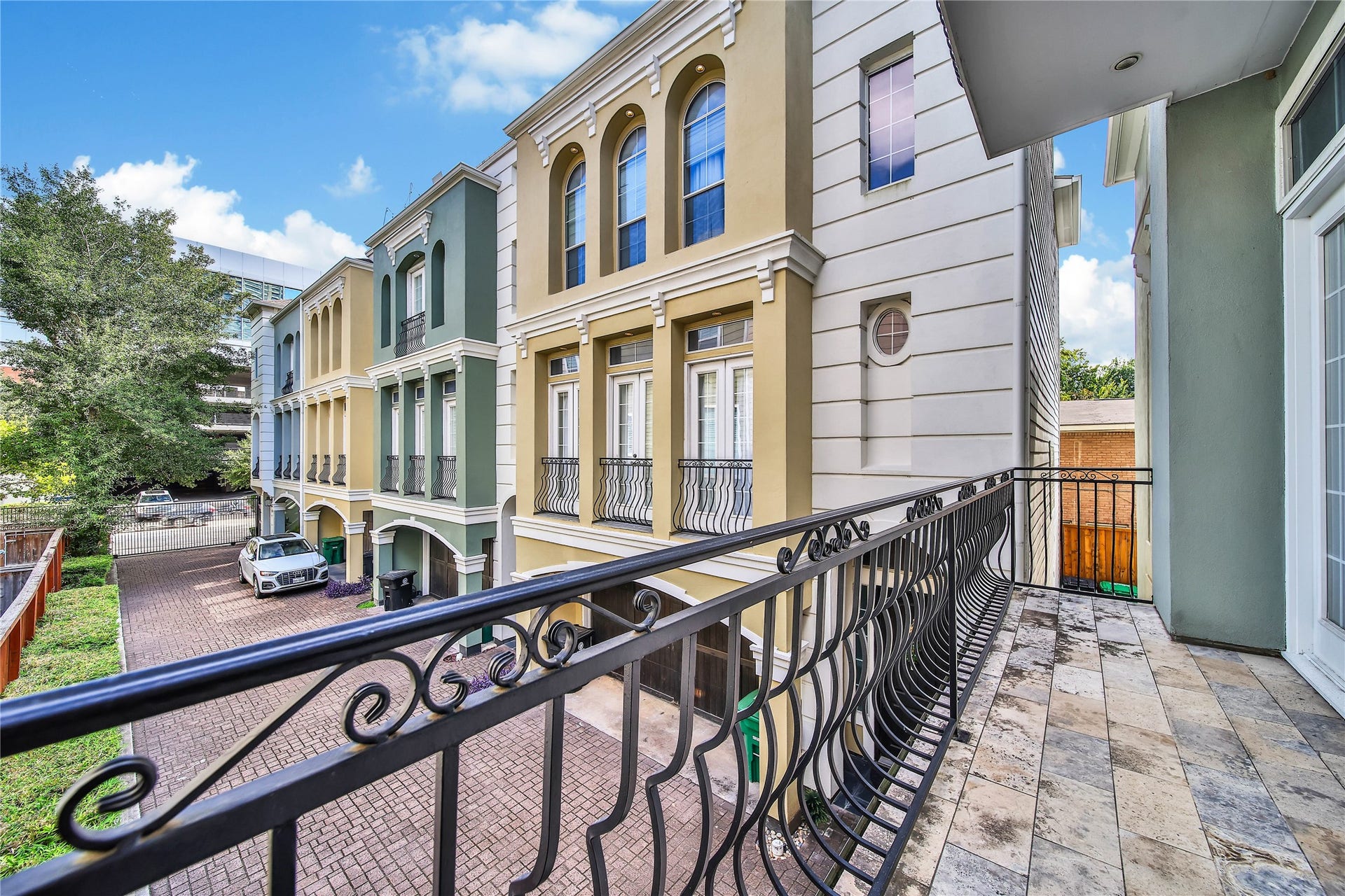 1818 Binz Street, #E, Houston, TX 77004 1818 Binz Street, #E, Houston, TX 77004