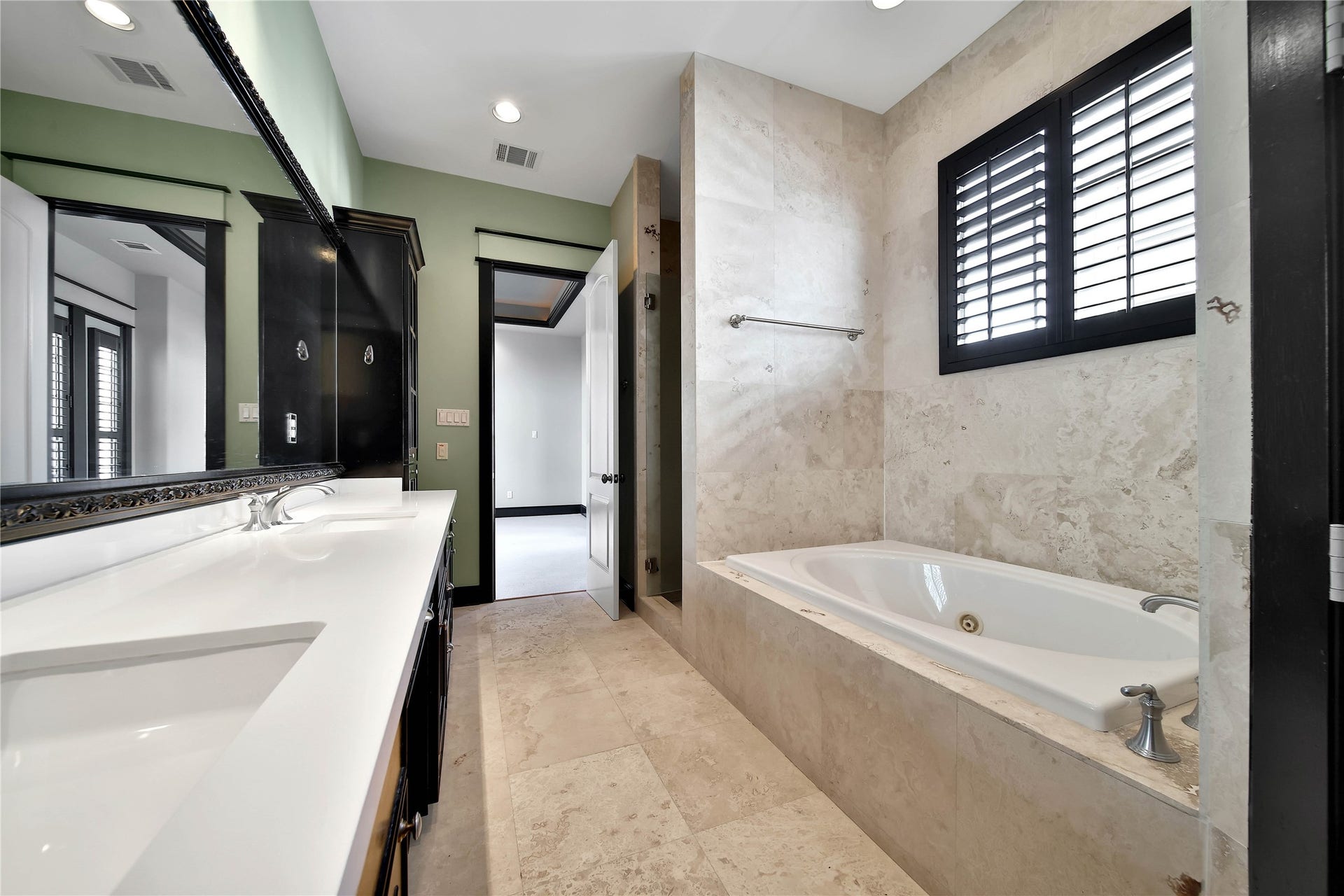 1818 Binz Street, #E, Houston, TX 77004 1818 Binz Street, #E, Houston, TX 77004