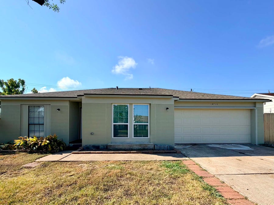 Property photo for 10715 Carvel Lane, Houston, TX