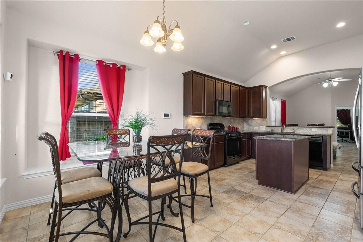 12638 Pirate Bend Drive, La Marque, TX 77568 12638 Pirate Bend Drive, La Marque, TX 77568