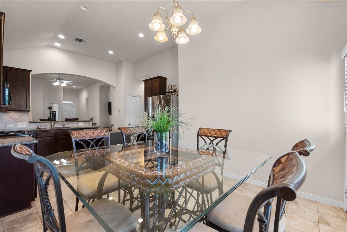 12638 Pirate Bend Drive, La Marque, TX 77568 12638 Pirate Bend Drive, La Marque, TX 77568