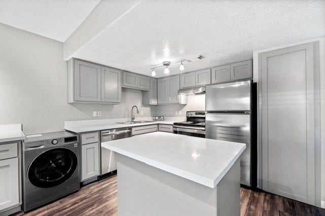 Property photo for 935 Byrne Street, #B23, Houston, TX