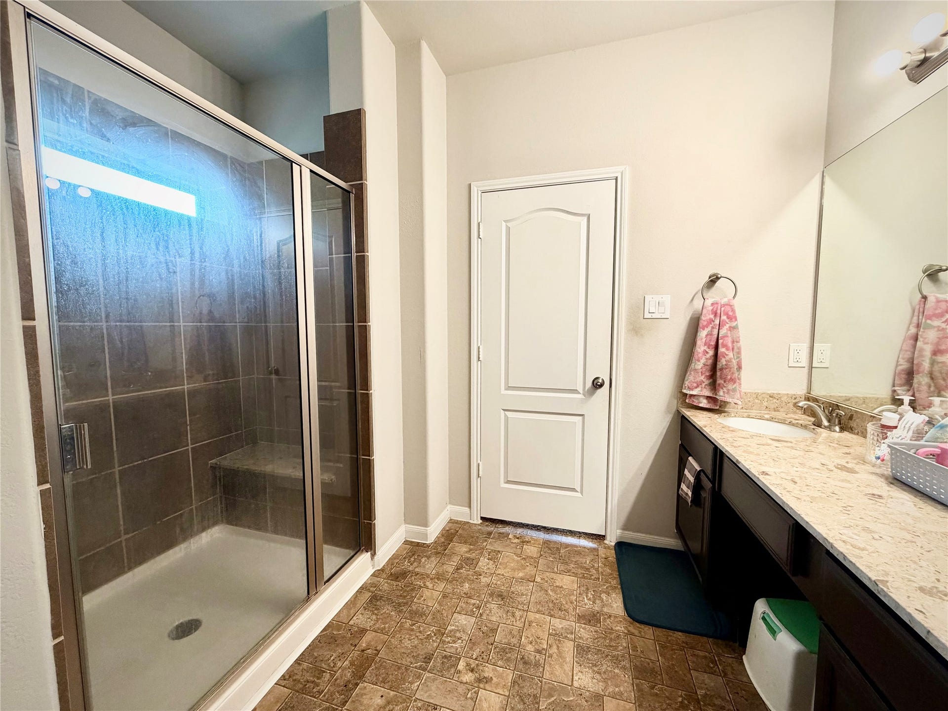 310 Gulf Winds Drive, Bacliff, TX 77518 310 Gulf Winds Drive, Bacliff, TX 77518