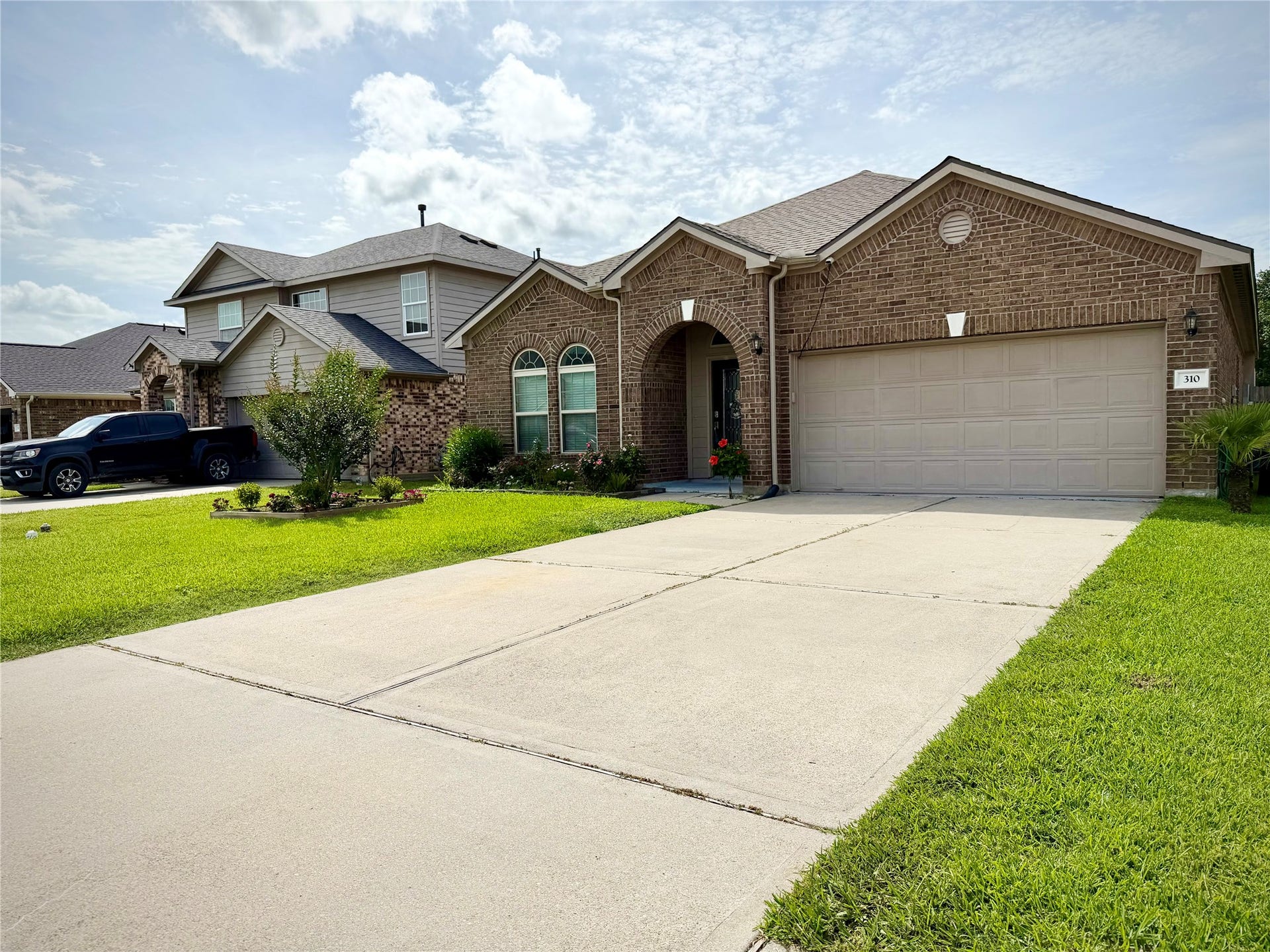 310 Gulf Winds Drive, Bacliff, TX 77518 310 Gulf Winds Drive, Bacliff, TX 77518