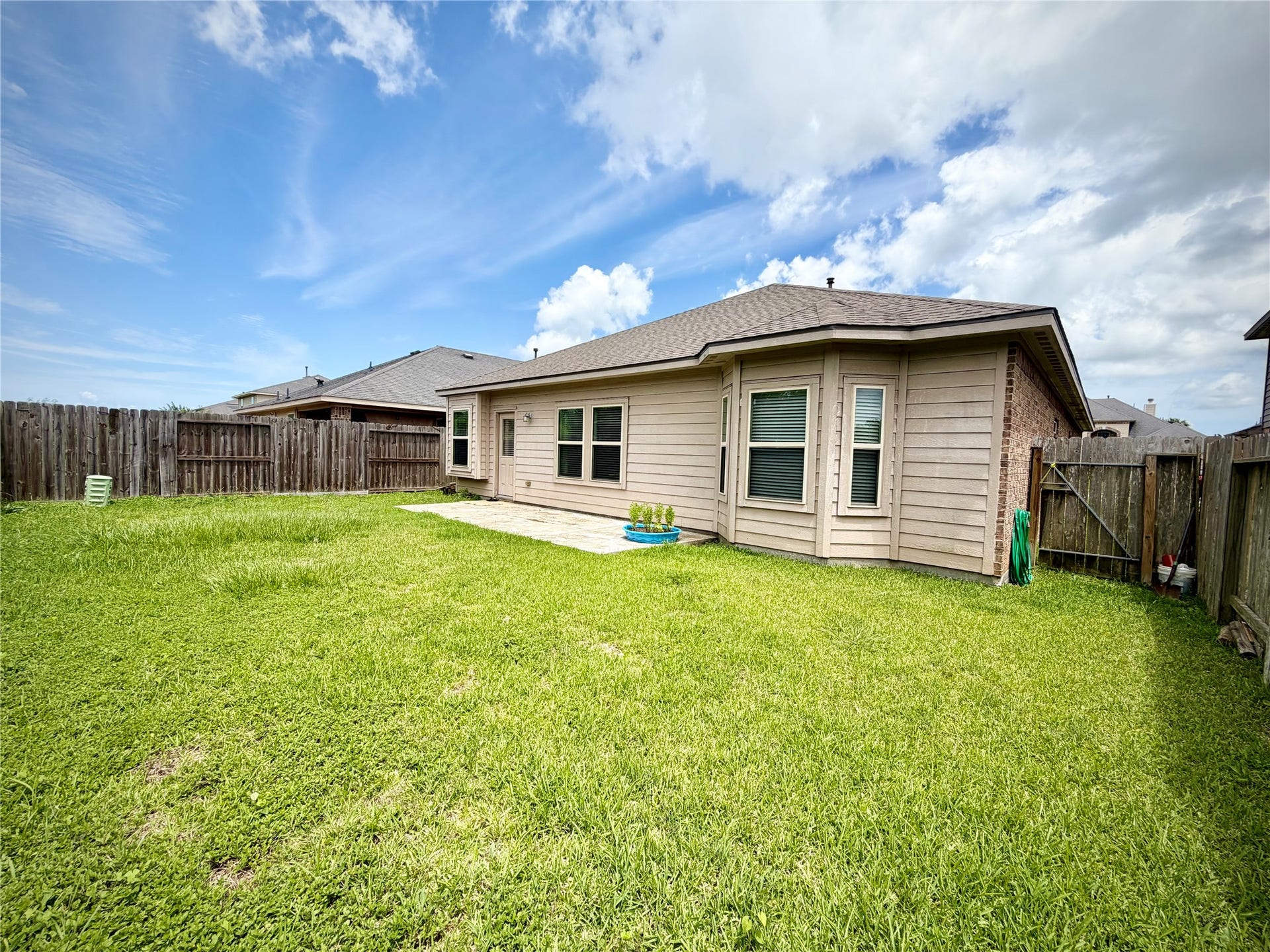 310 Gulf Winds Drive, Bacliff, TX 77518 310 Gulf Winds Drive, Bacliff, TX 77518