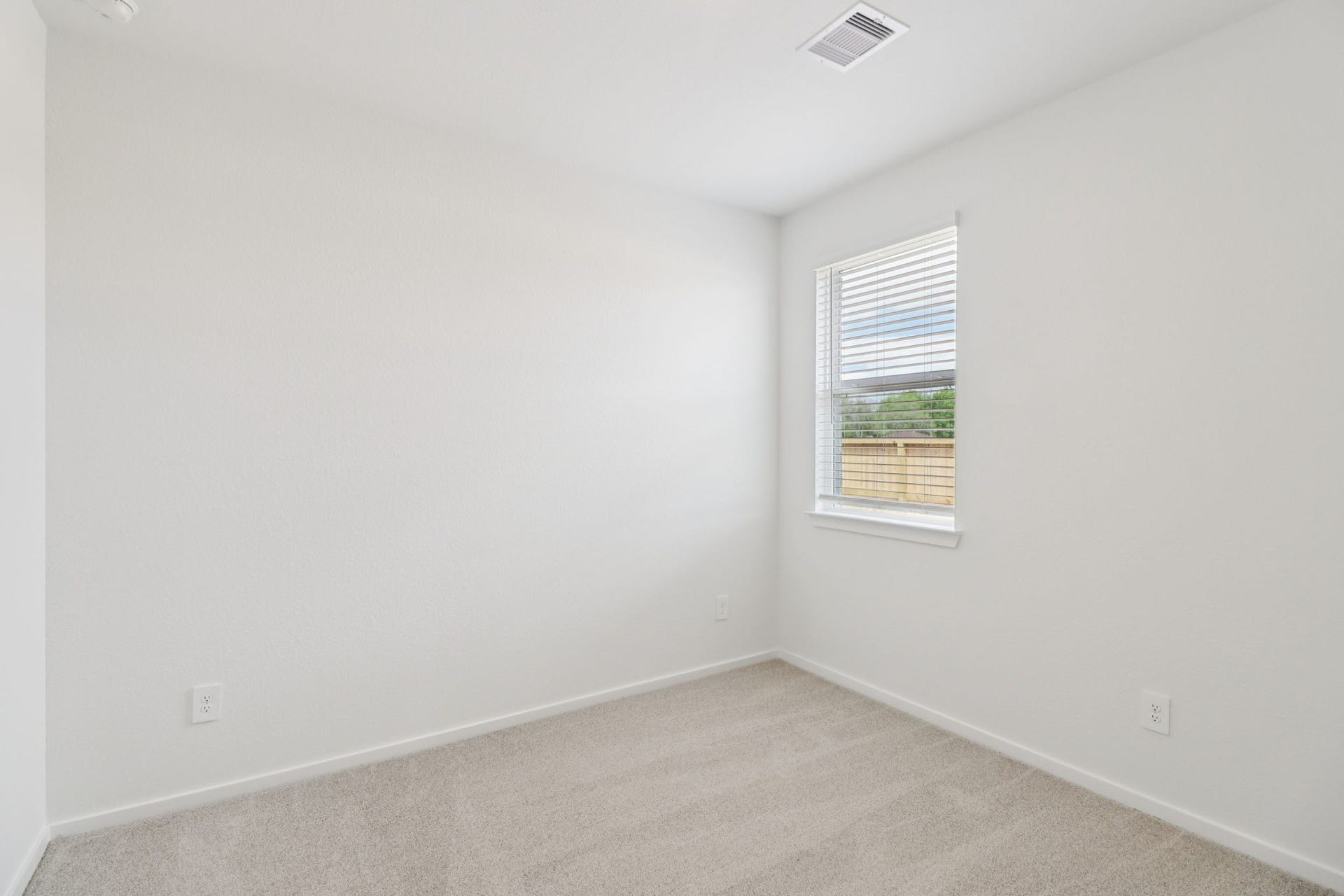 31029 Amalfi Cliff Drive, Huffman, TX 77336