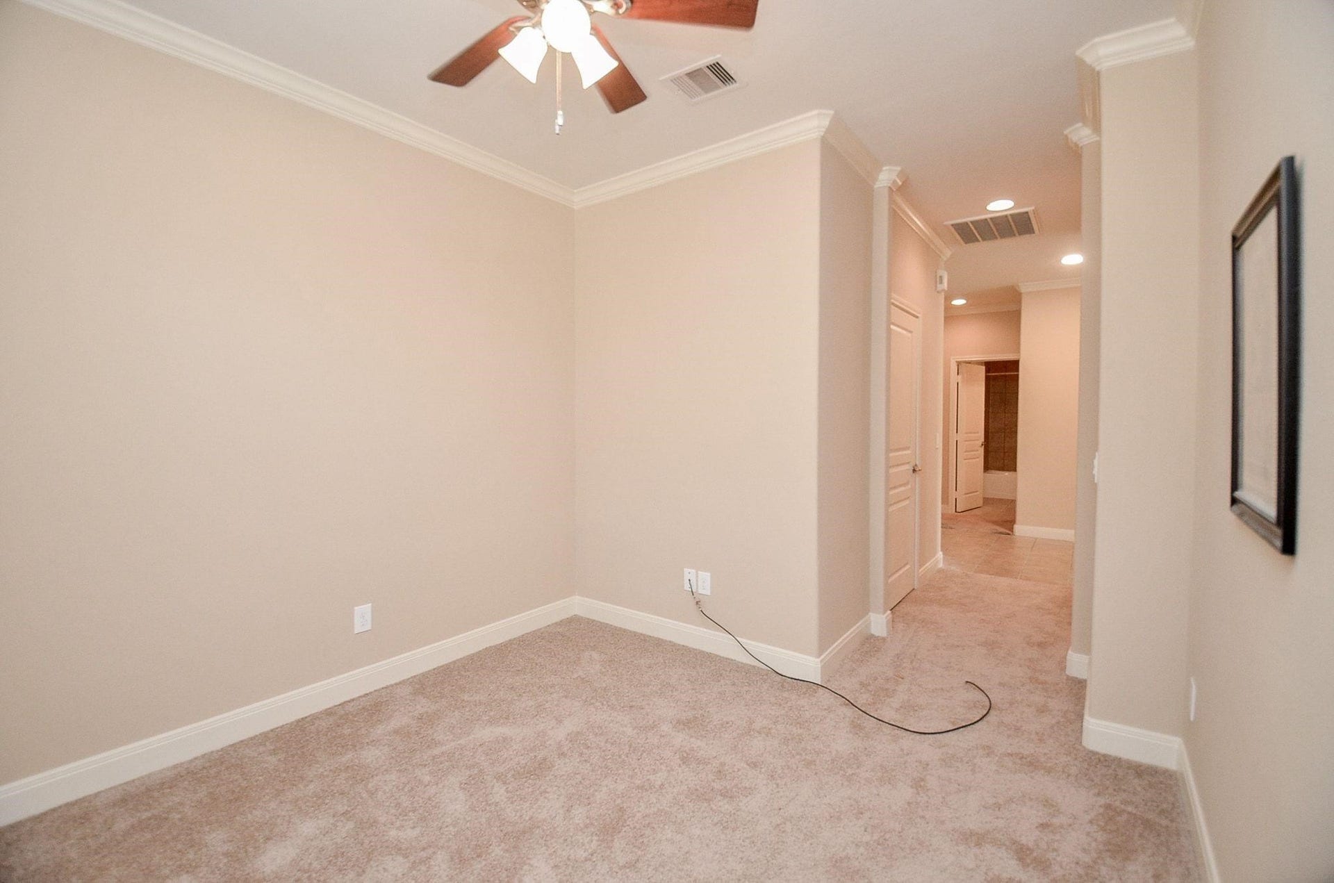 1215 Majestic Oak, Richmond, TX 77469 Front Room - Great for office Study or turn into a 3rd bedroom