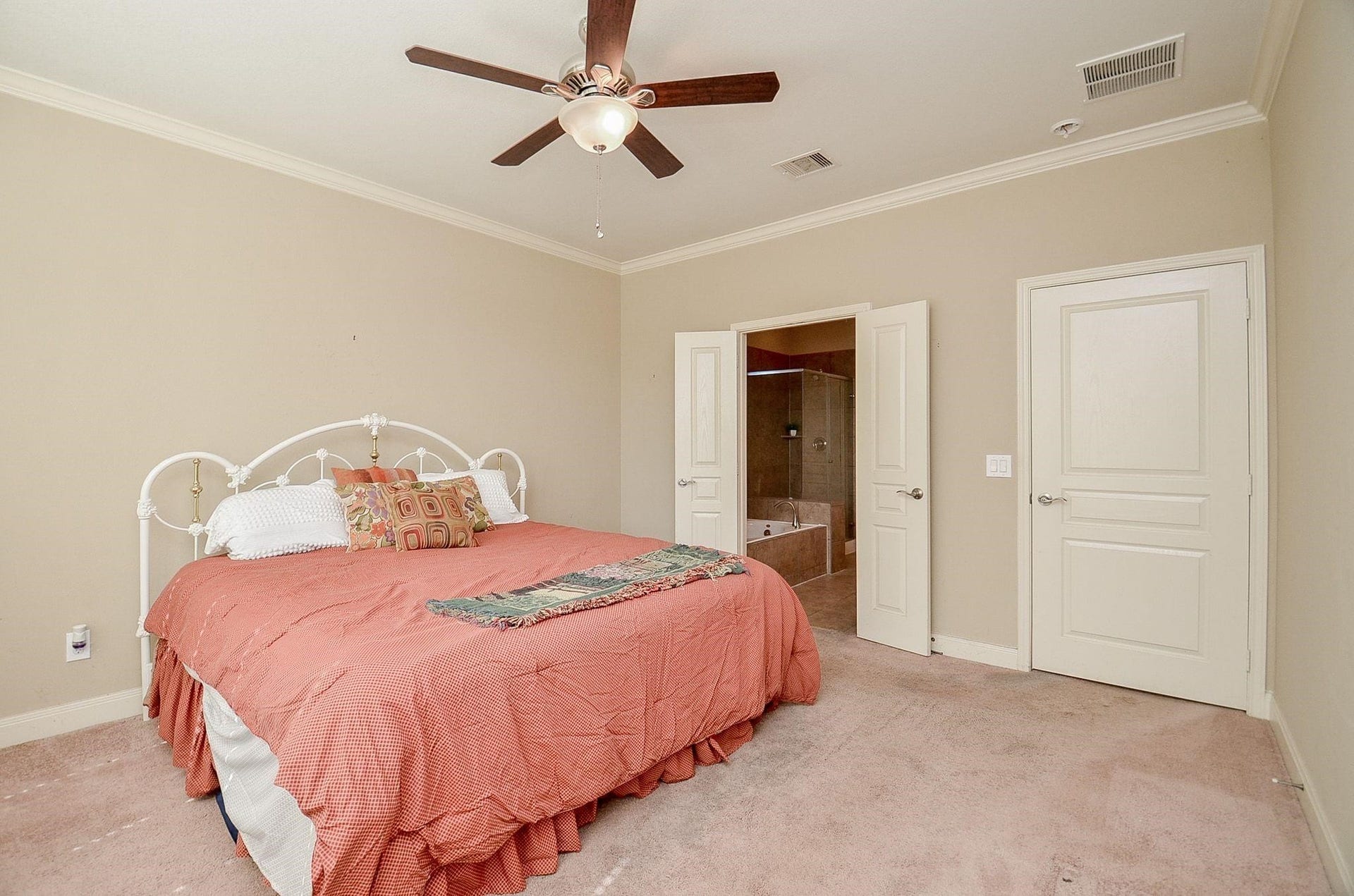 1215 Majestic Oak, Richmond, TX 77469 Current Bedroom with Enormous Ensuite