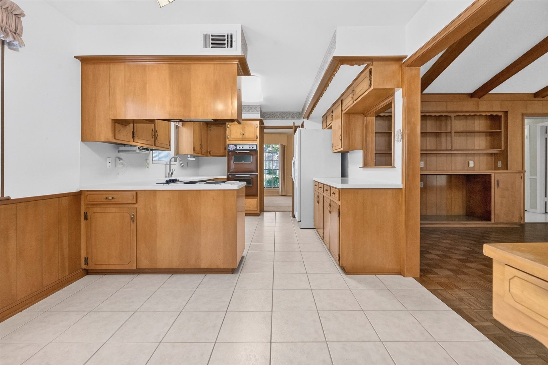 12507 Kingsride Lane, Houston, TX 77024 KITCHEN