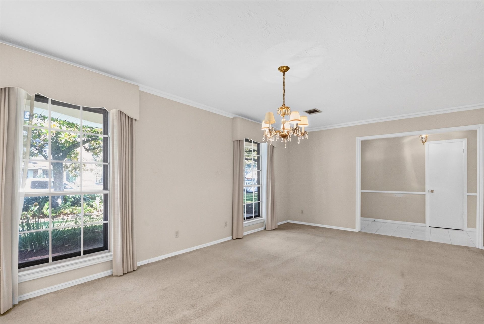 12507 Kingsride Lane, Houston, TX 77024 FORMAL LIVING ROOM OR FORMAL DINING ROOM