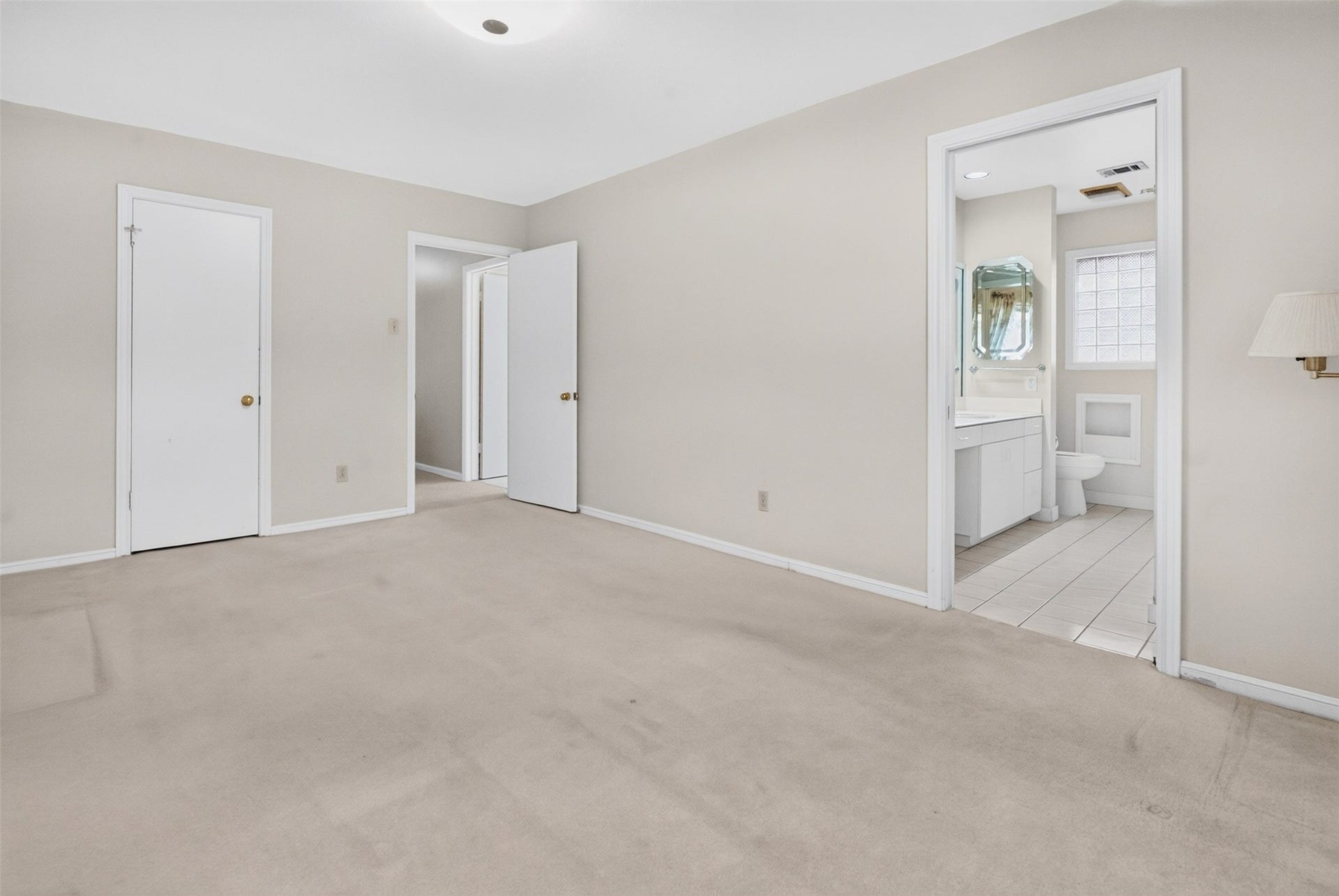 12507 Kingsride Lane, Houston, TX 77024 PRIMARY BEDROOM