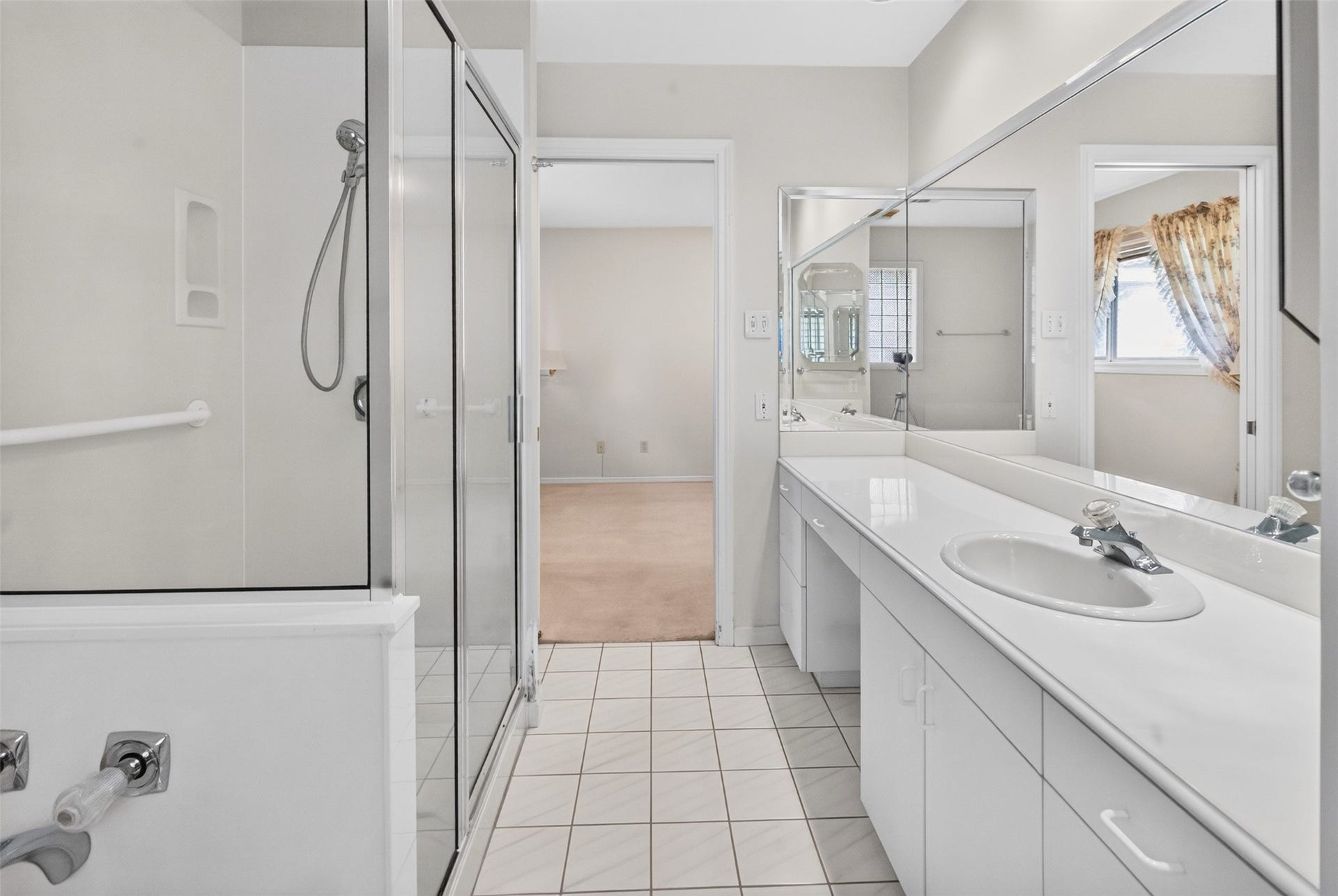 12507 Kingsride Lane, Houston, TX 77024 PRIMARY BATHROOM