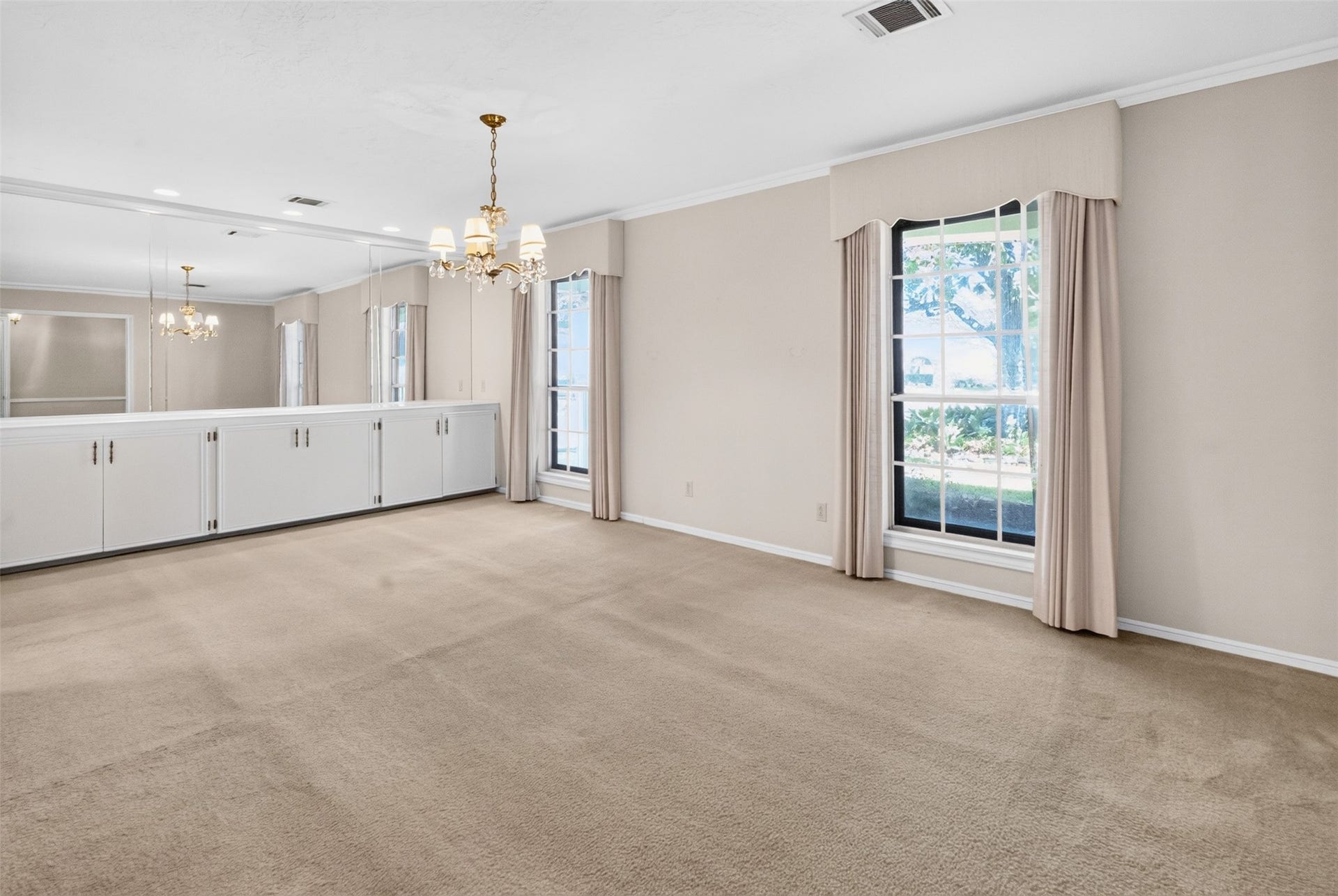 12507 Kingsride Lane, Houston, TX 77024 FORMAL LIVING ROOM OR FORMAL DINING ROOM
