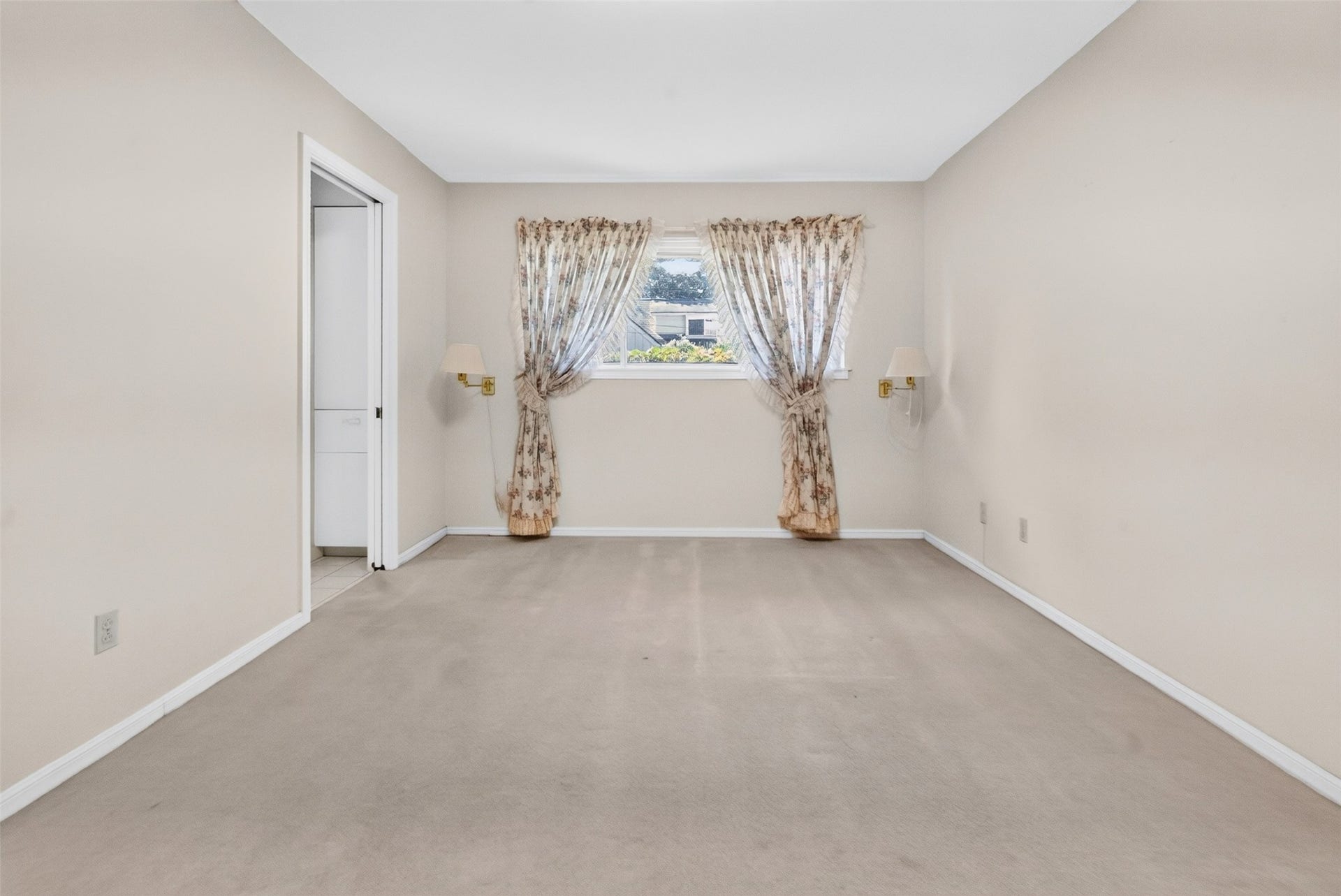 12507 Kingsride Lane, Houston, TX 77024 PRIMARY BEDROOM