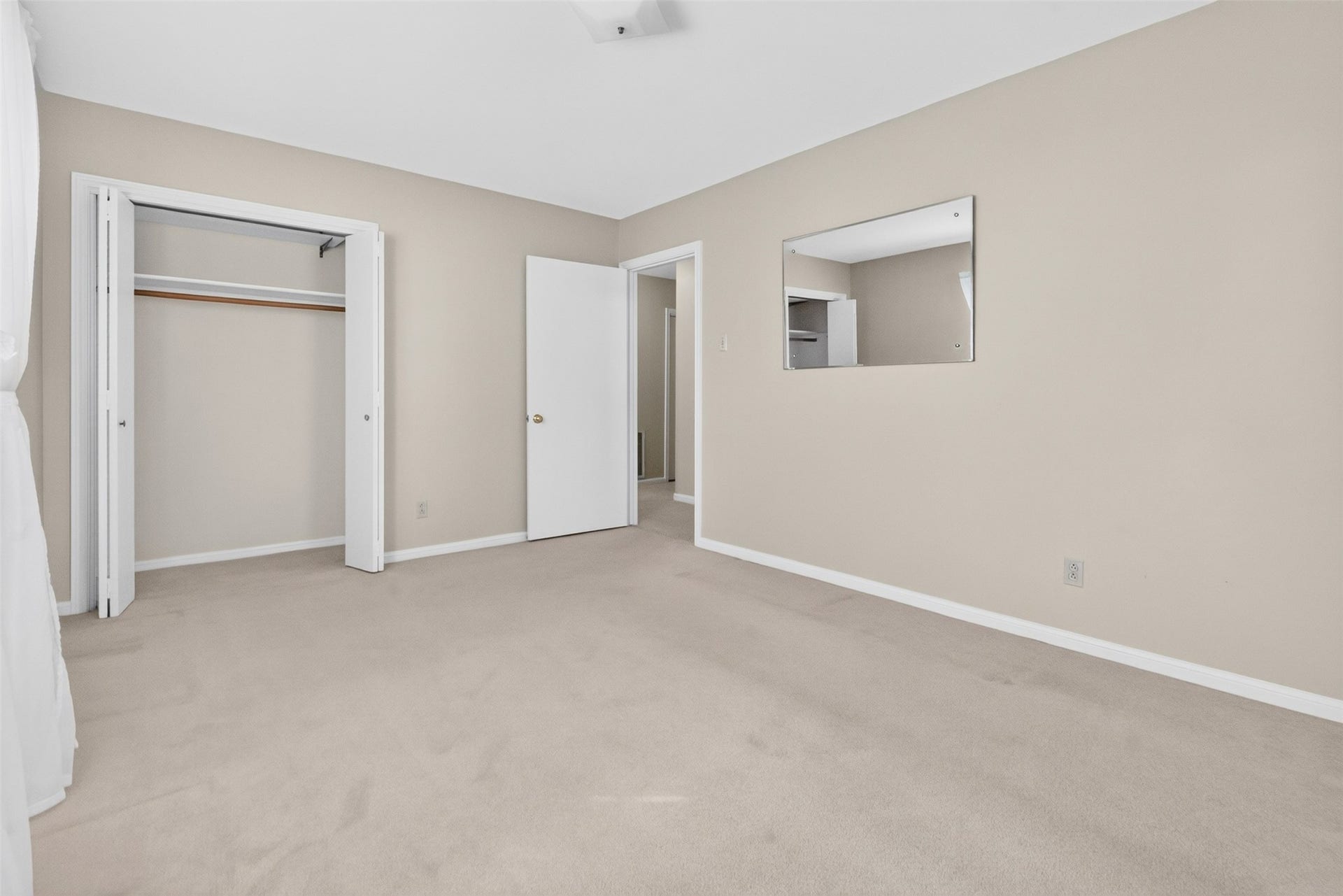 12507 Kingsride Lane, Houston, TX 77024 4TH BEDROOM