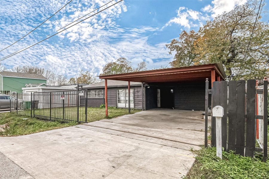 Property photo for 6718 Madrid Street, Houston, TX