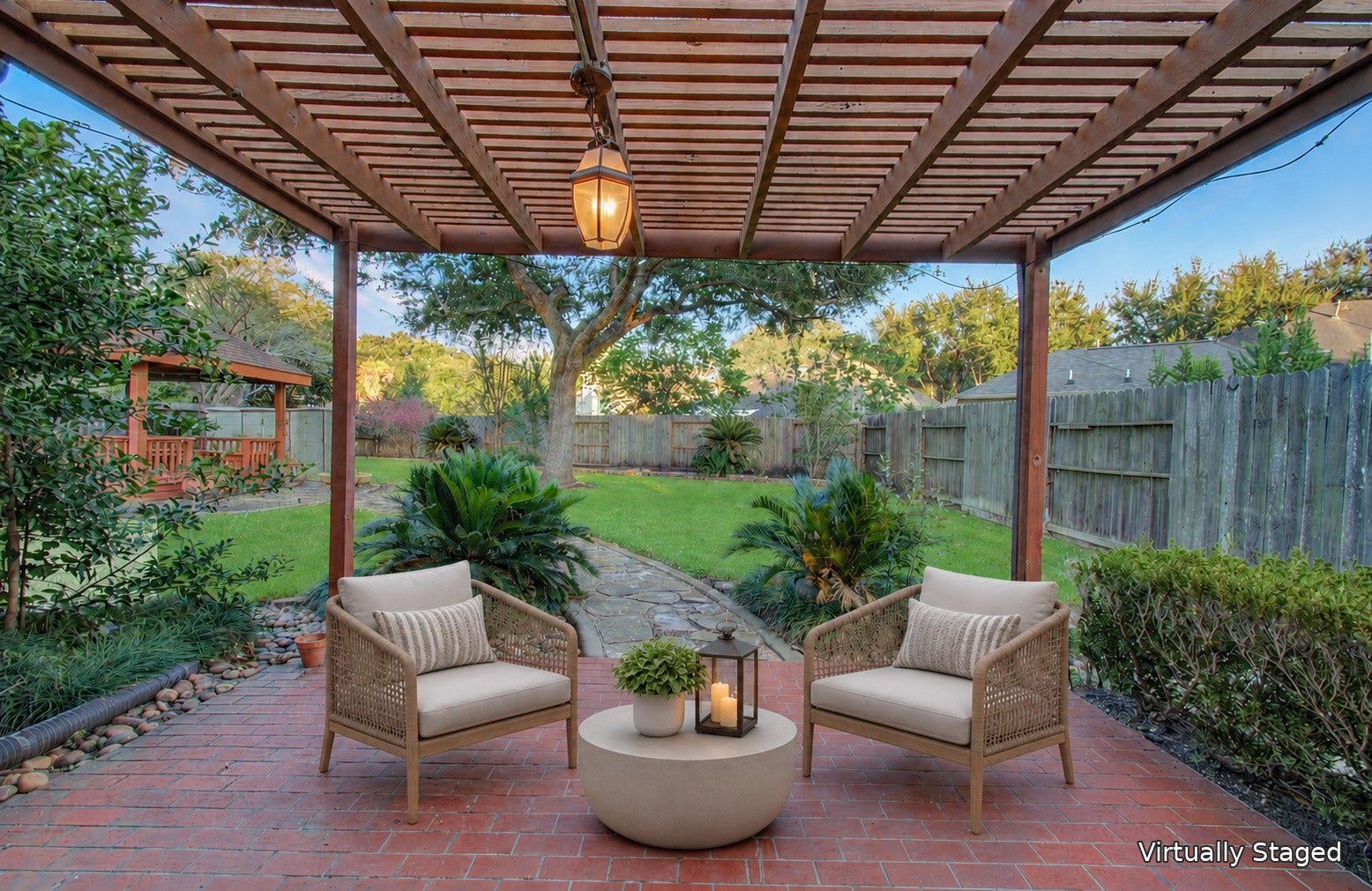 411 Crestridge Drive, Sugar Land, TX 77479