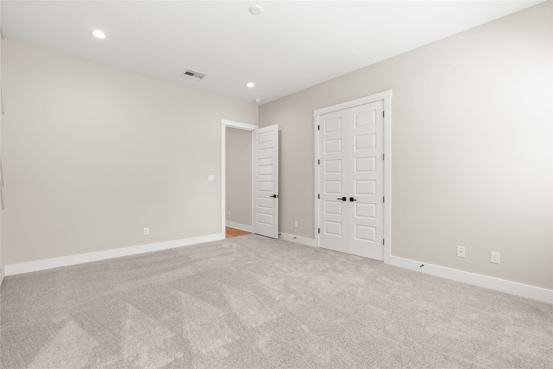 5925 Wheatley Lane, Houston, TX 77091 5925 Wheatley Lane, Houston, TX 77091