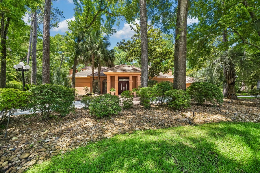 Property photo for 2303 Woods Estates Drive, Kingwood, TX