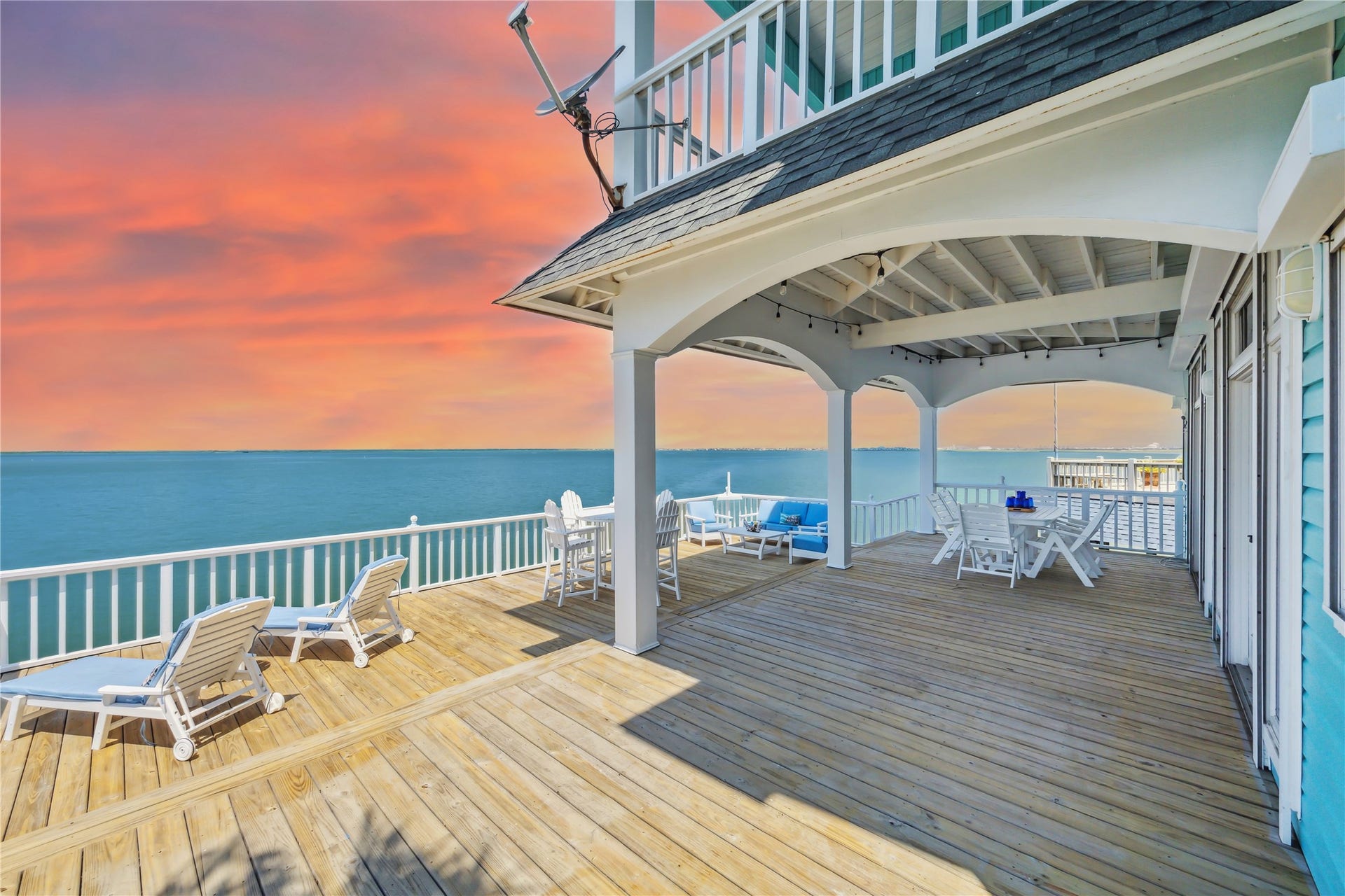 139 Isles End Road, Tiki Island, TX 77554 139 Isles End Road, Tiki Island, TX 77554