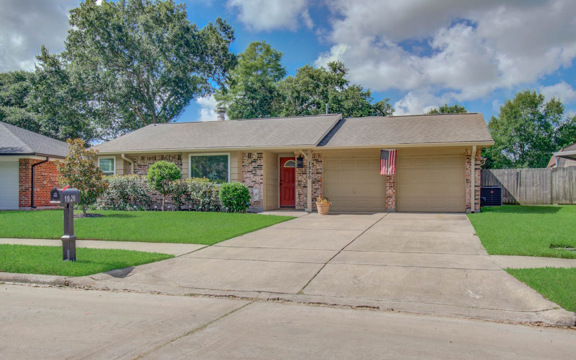 1920 Lazy Creek Lane, Pearland, TX 77581 New Roof Installed July 2026