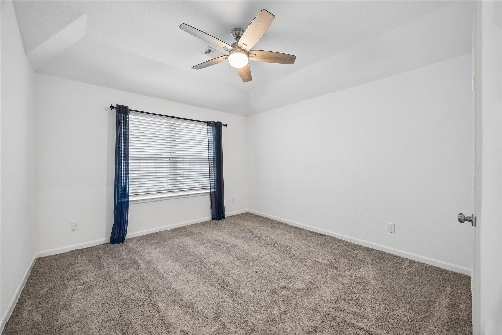 5102 Chapel Heights Drive, Houston, TX 77018 5102 Chapel Heights Drive, Houston, TX 77018