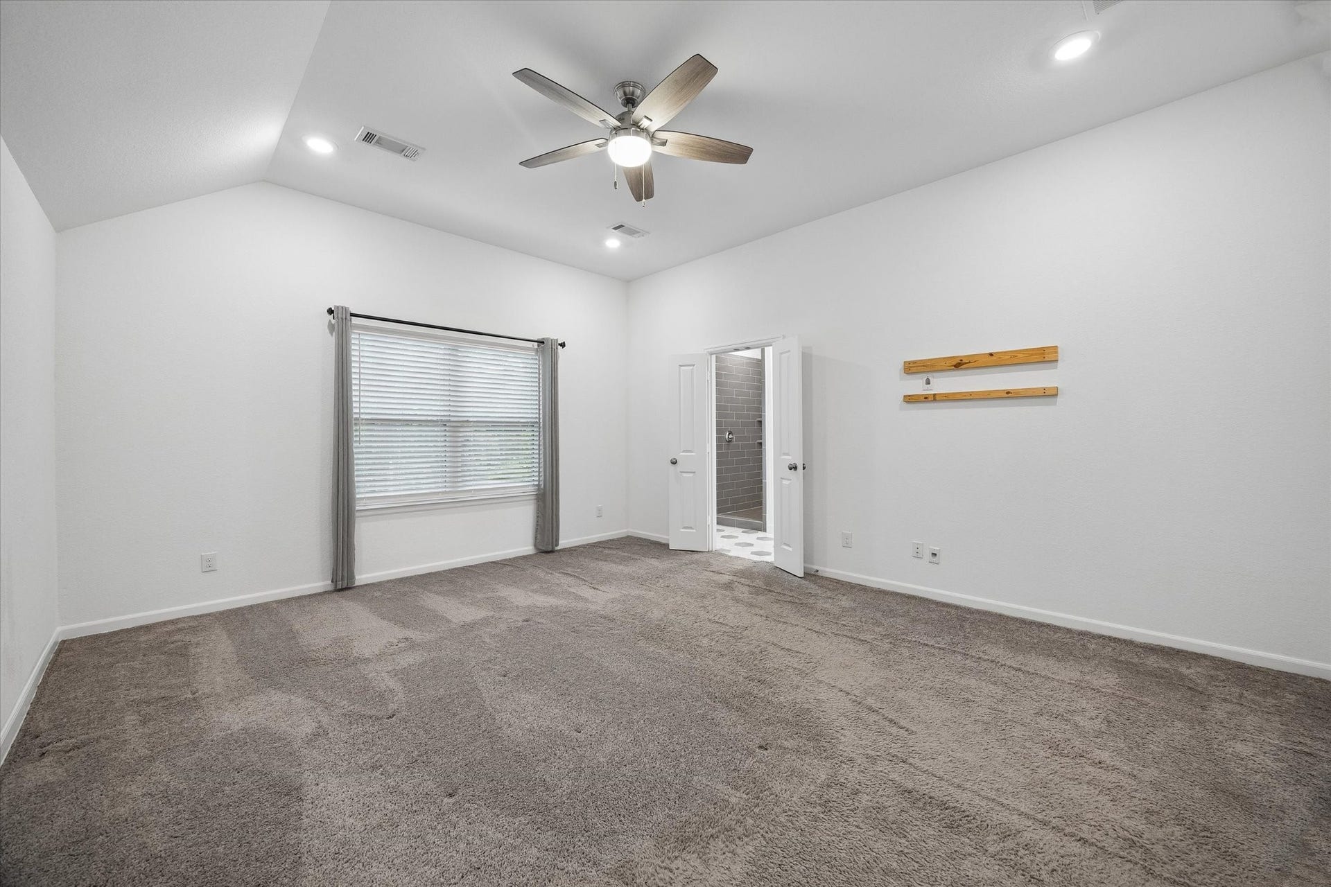 5102 Chapel Heights Drive, Houston, TX 77018 5102 Chapel Heights Drive, Houston, TX 77018