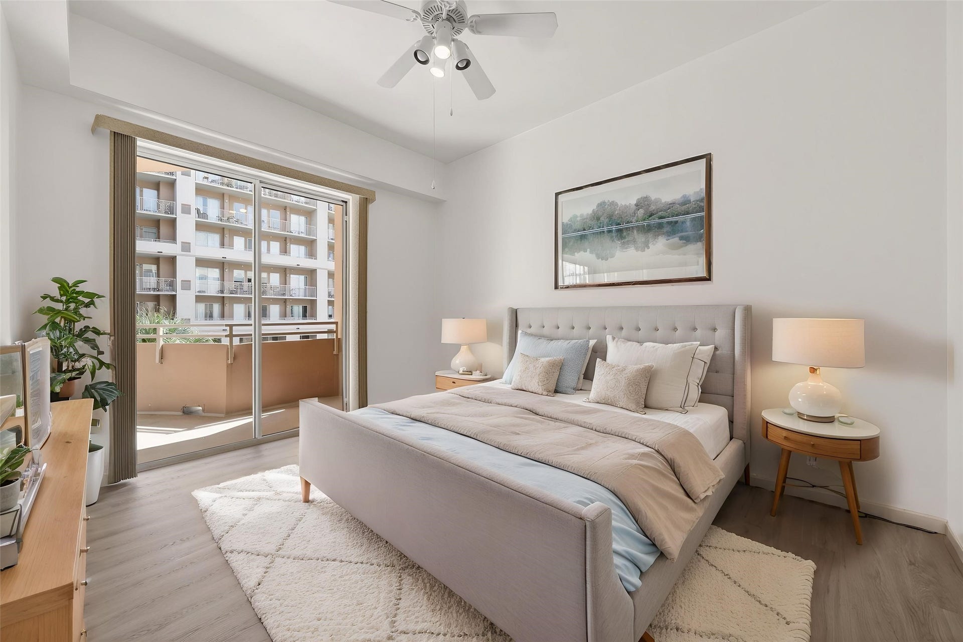 3505 Sage Road, #314, Houston, TX 77056 VIRTUALLY STAGED